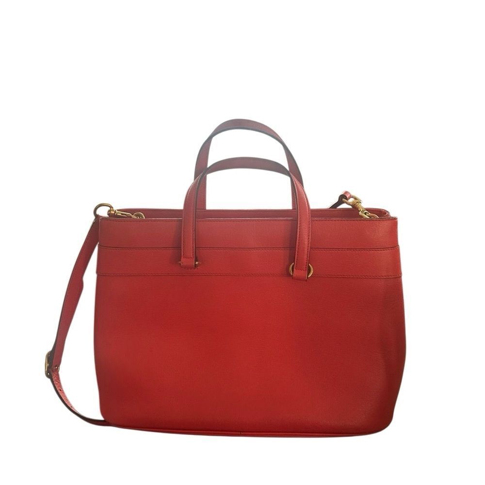 Gucci Red Shoulder Bag with Gold horsebit Hardware - Picture 3 of 15